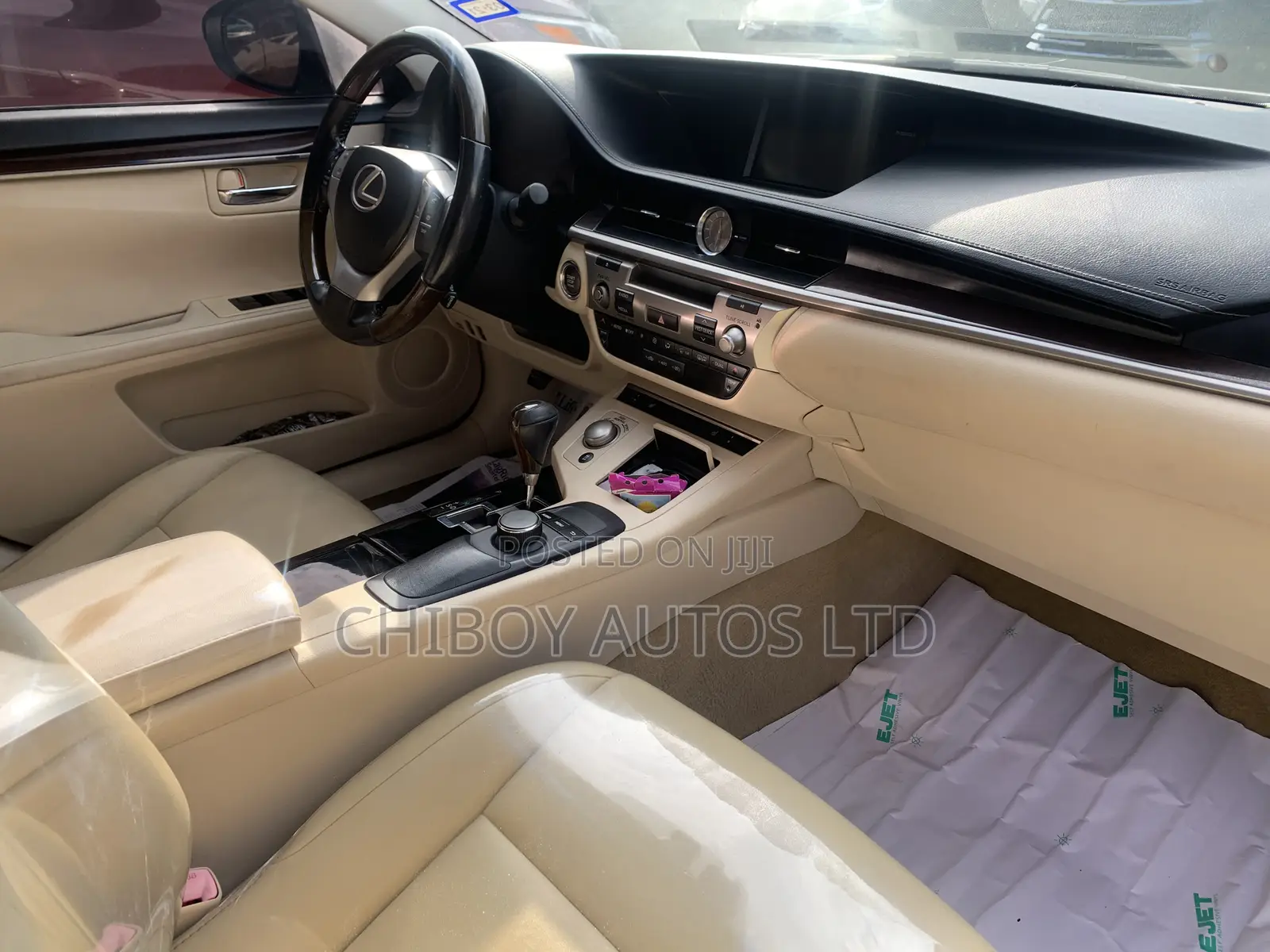 Lexus ES 2013 White