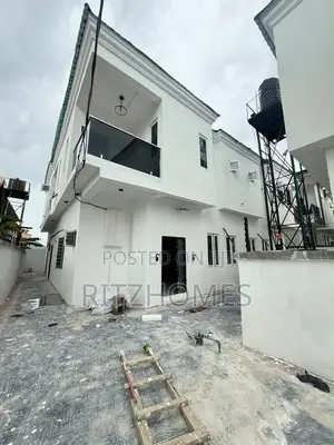 4bdrm Duplex in Thomas Estate for sale