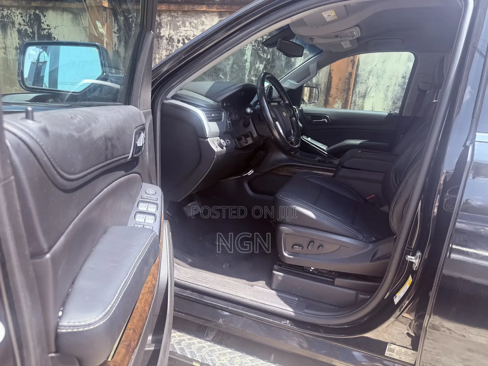 Chevrolet Tahoe 2019 Black