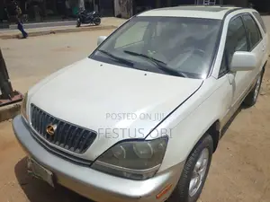 Lexus RX 300 1999 White