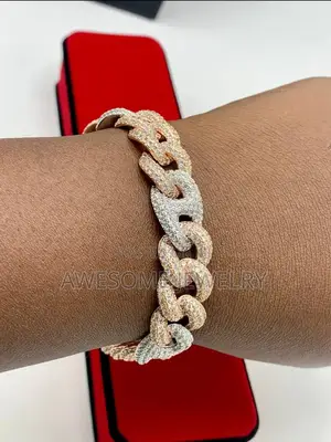 High Quality Luxury Zirconia Bracelet
