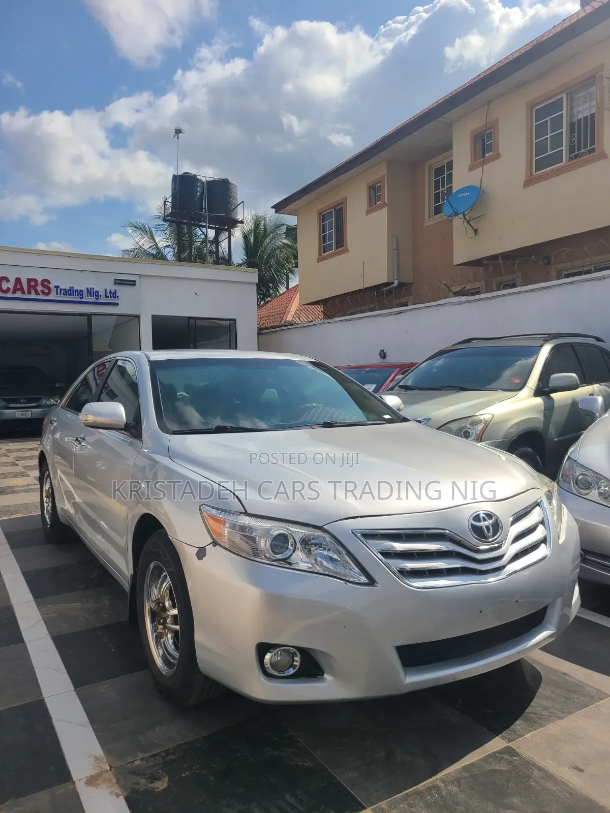 Toyota Camry 2011 Silver
