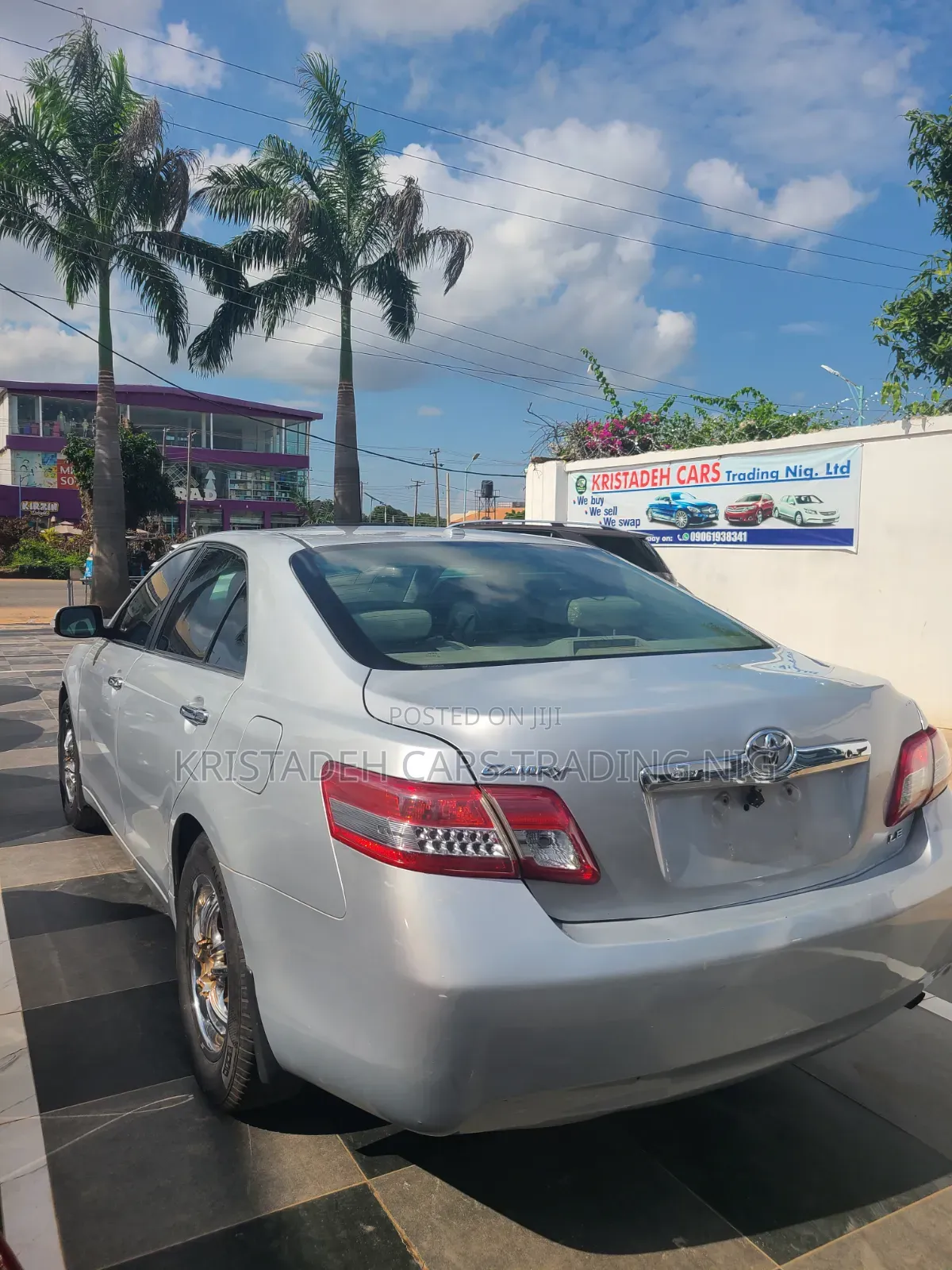 Toyota Camry 2011 Silver