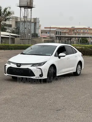 Toyota Corolla L 2022 White