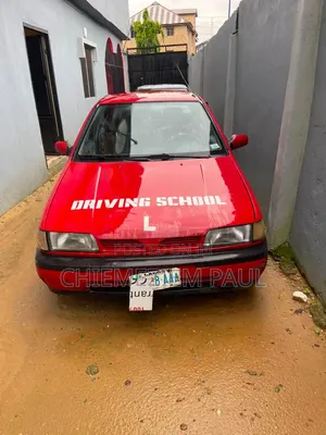 Nissan Sunny 2004 Red