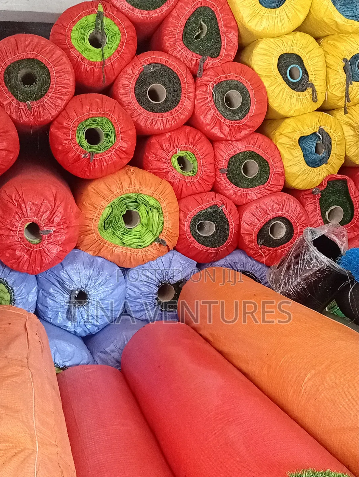 Artificial Grass. Available in Bulk.