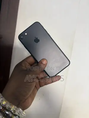Apple iPhone 7 32 GB Black