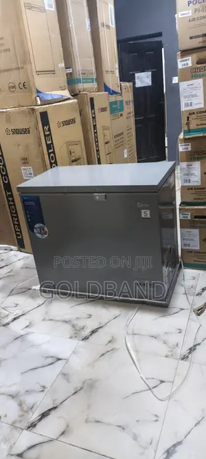 Midea Compact Design 250l Chest Freezer