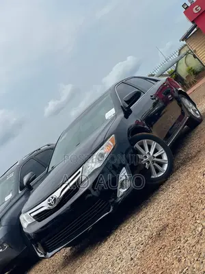 Toyota Camry XLE V6 4dr Sedan (3.5L 6cyl 6A) 2012 Black