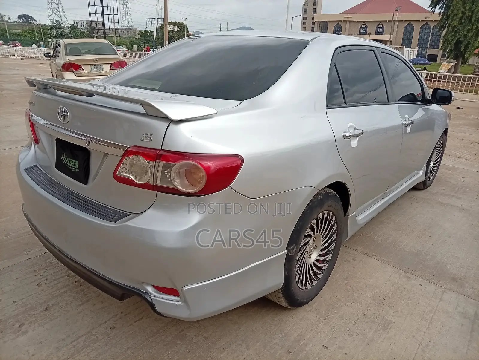 Toyota Corolla 2011 Silver