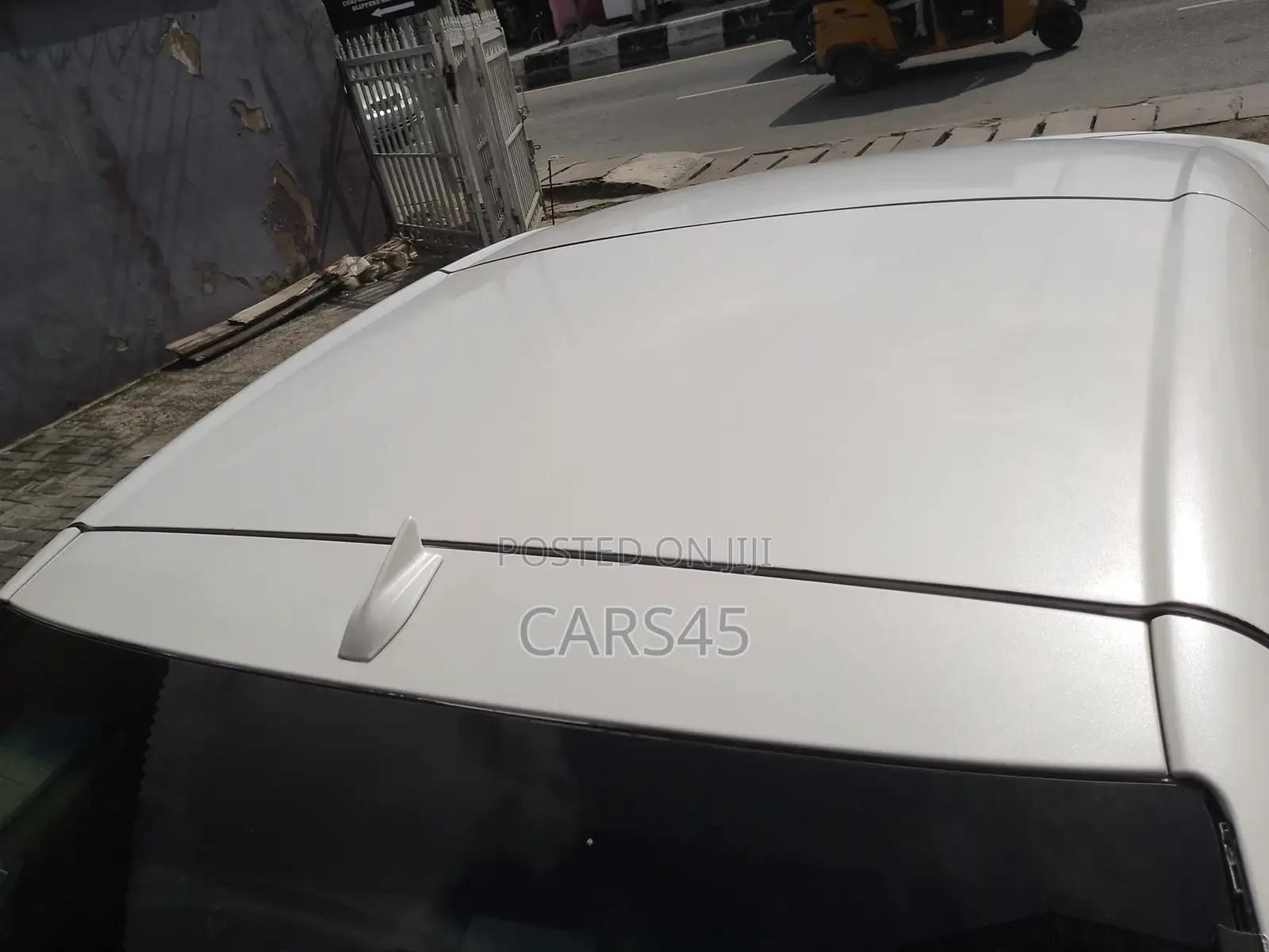 Lexus IS 2010 White