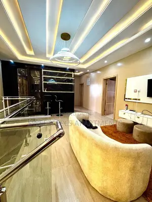 4 Bedroom Water Front Penth Duplex With Exquisite Amenities