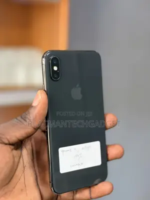 Apple iPhone X 64 GB Black