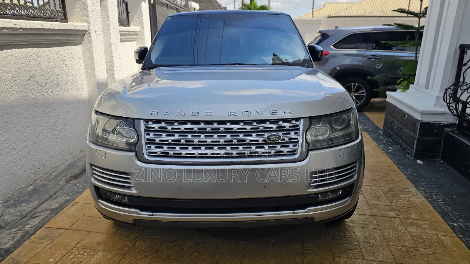 Land Rover Range Rover Vogue 2015 Silver