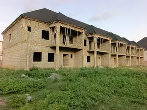 4bdrm Townhouse/Terrace in Seman Estate, Sabon Lugbe for sale