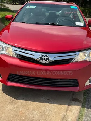Toyota Camry 2014 Red
