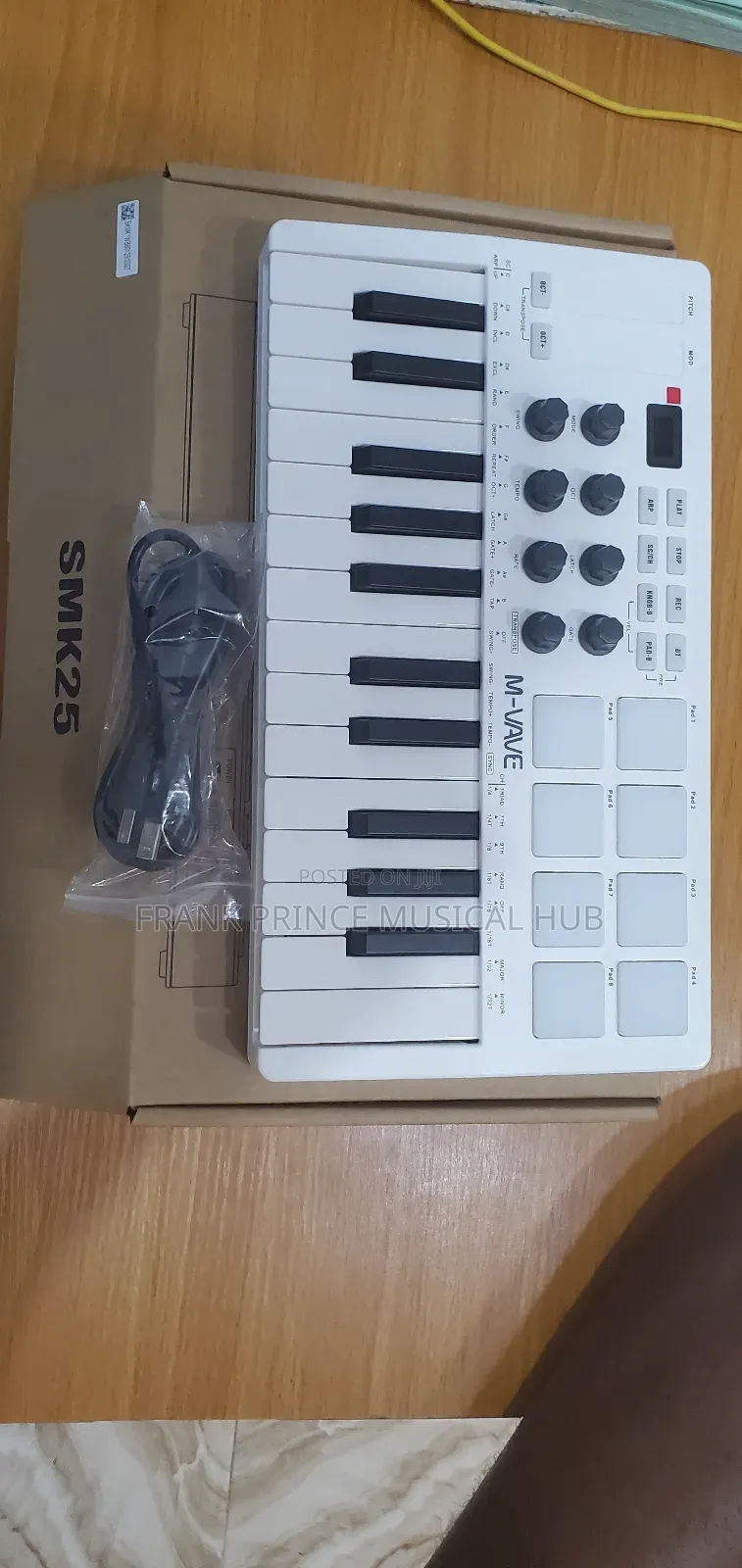 Brand New M-Vave SMK-25 Wireless Bluetooth Midi Keyboard Controller