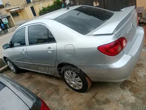 Toyota Corolla 2005 Silver