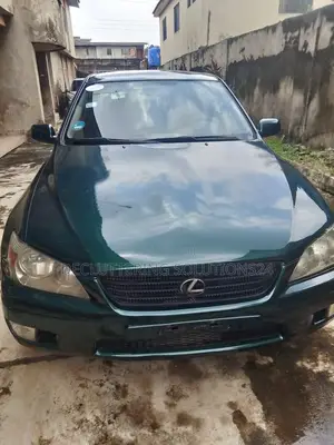 Lexus IS 200 2005 Green