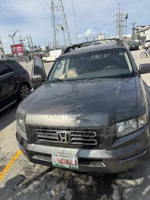 Honda Ridgeline RT 4x4 Crew Cab 122 in. WB 2007 Gray