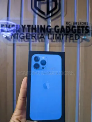 New Apple iPhone 13 Pro Max 256 GB Blue