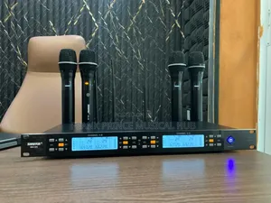 Shure Rechargeable 4-Channel Wireless Microphone (Quad Handheld Mics)
