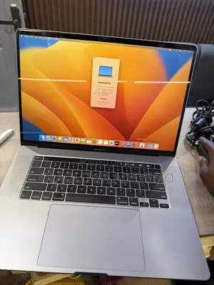Laptop Apple MacBook Pro 2019 64GB Intel Core i9 SSD 500GB