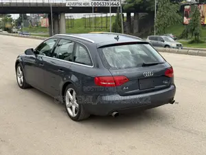 Audi A4 2.0T Premium Quattro 2010 Gray