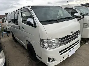 Toyota HiAce 2013 White