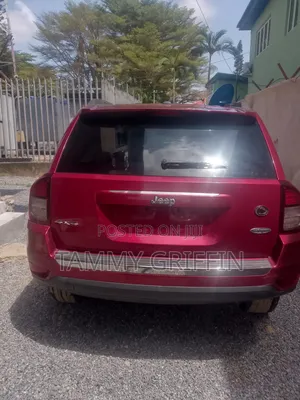 Jeep Compass 2015 Red