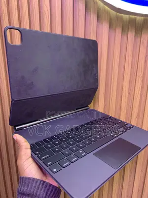 Apple Magic Keyboard 12.9inches