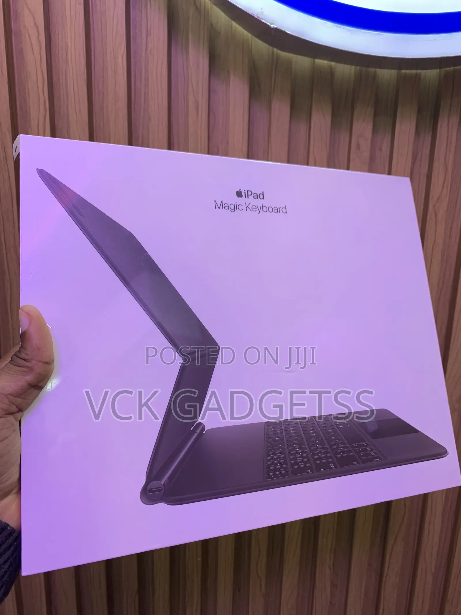 New Apple Magic Keyboard 12.9 Inches