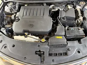Toyota Avalon Limited 4dr Sedan (3.5L 6cyl 6A) 2015 Gray