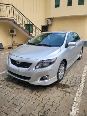 Toyota Corolla 2010 Silver