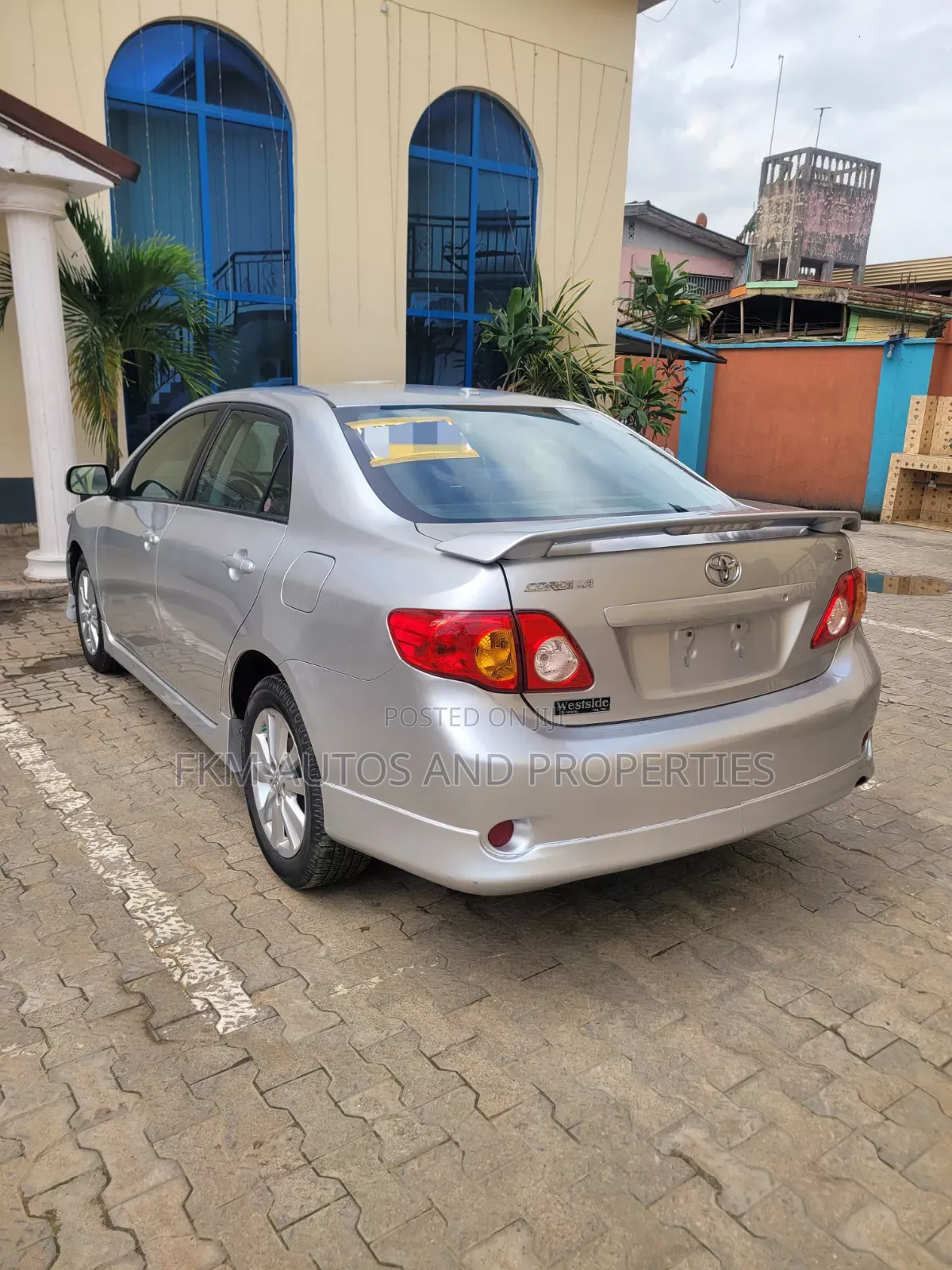 Toyota Corolla 2010 Silver