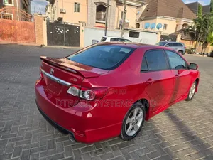Toyota Corolla 2013 Red