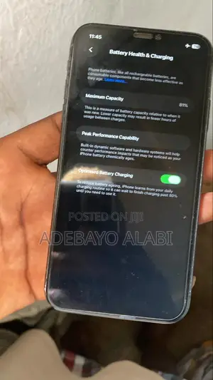 Apple iPhone 11 64 GB Black