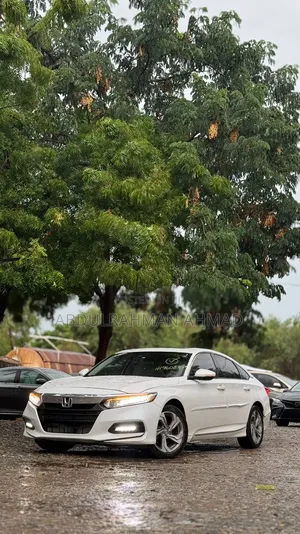 Honda Accord 2018 White