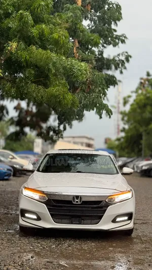 Honda Accord 2018 White