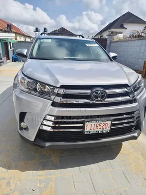 Toyota Highlander 2018 Silver