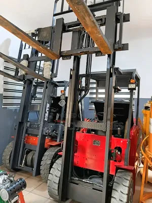 3tons Electric Forklift