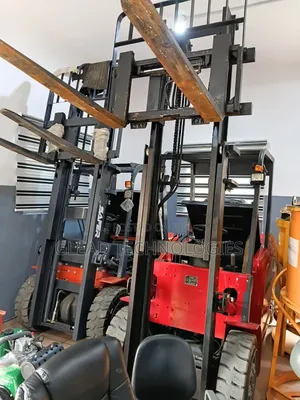 3tons Electric Forklift