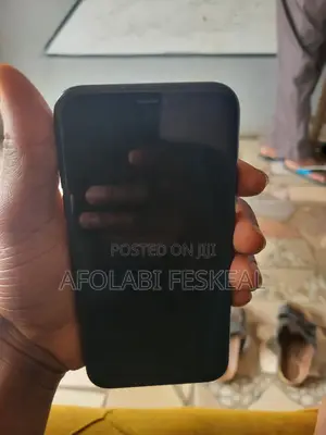 Apple iPhone XR 64 GB Black