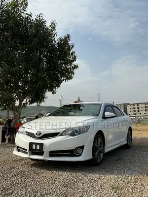 Toyota Camry 2014 White