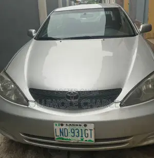 Toyota Camry LE 4dr Sedan (2.4L 4cyl 4A) 2004 Silver