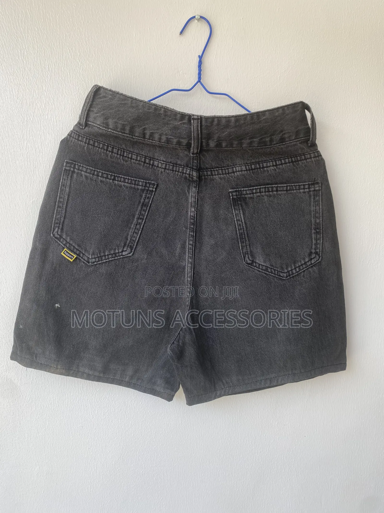 Thrift Short