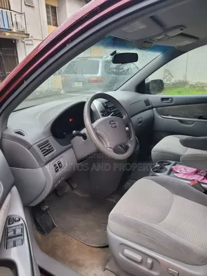 Toyota Sienna 2009 Burgundy