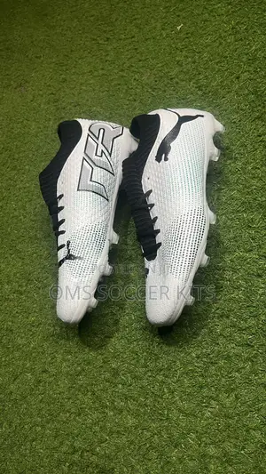 Puma FTR Soccer Boot (45)