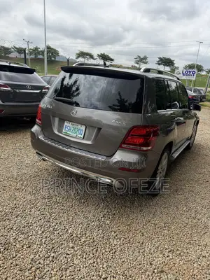 Mercedes-Benz GLK-Class 2013 Brown