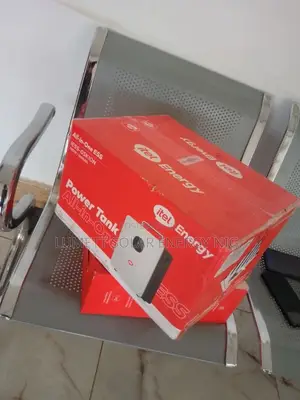 High-Capacity Solar Generator for Reliable Home and Office Backup